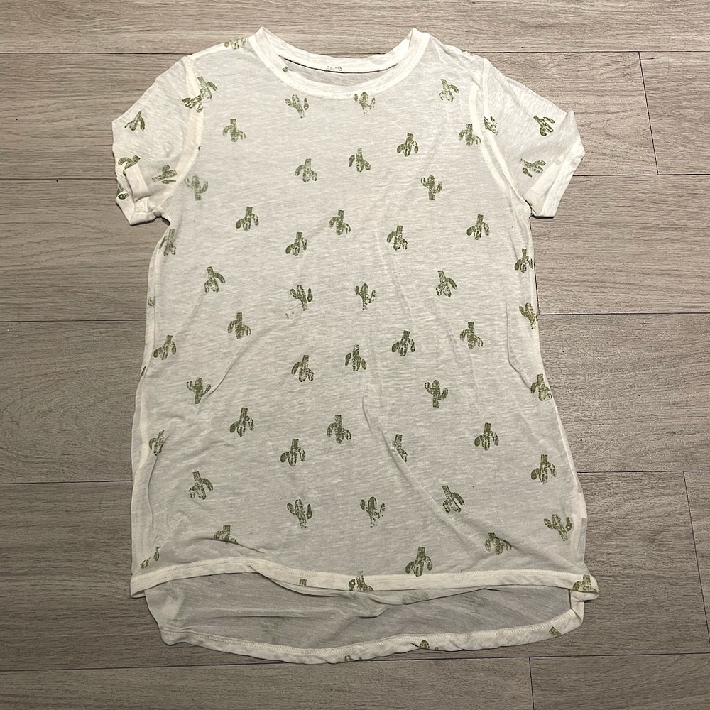 Soft white cactus t-shirt
